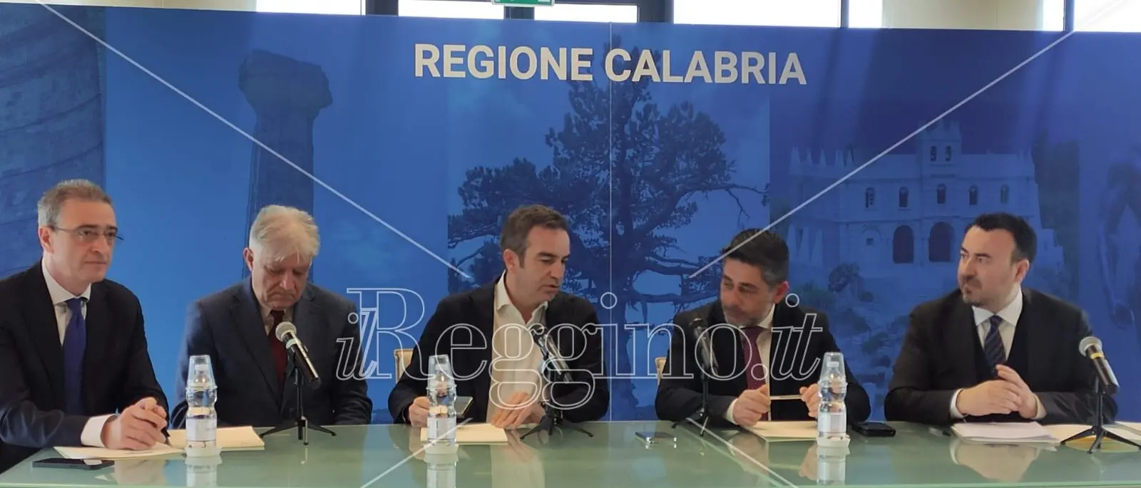 Servizi idrici, Sorical subentra al Comune di Reggio: Castore e Hermes il braccio operativo