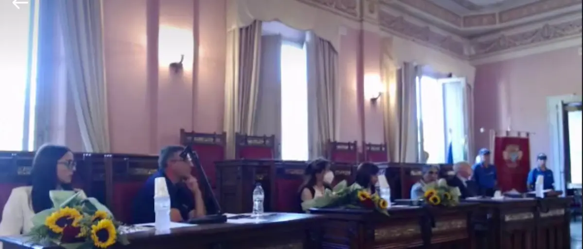 Palmi, il centrodestra dopo le modifiche al regolamento comunale: «Svilito il nostro ruolo»