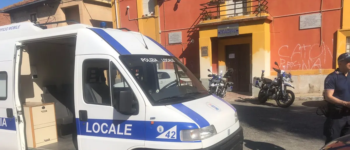 Reggio, controlli straordinari della Polizia Locale: multe, sequestri e sanzioni