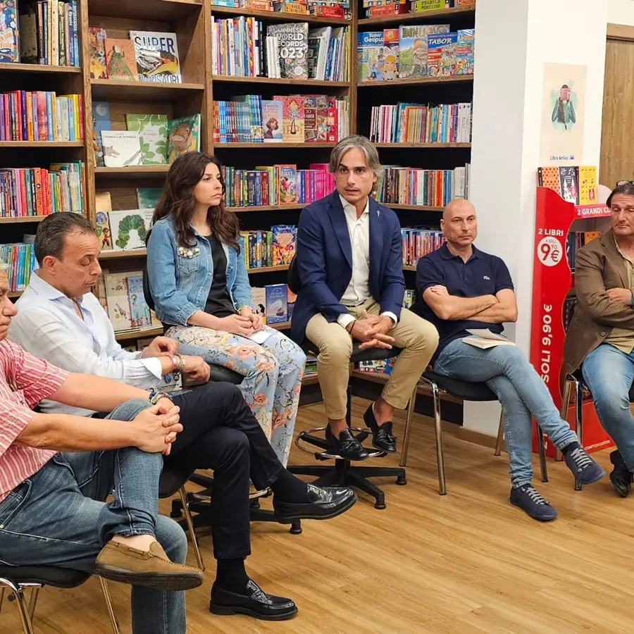 Reggio, il libro su Italo Falcomatà \"Un visionario inaspettato\" fa il pieno di emozioni nel cuore della città