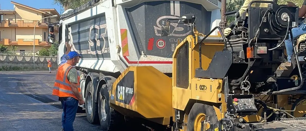 Siderno, lavori in corso sulle strade metropolitane nell'area collinare del Comune