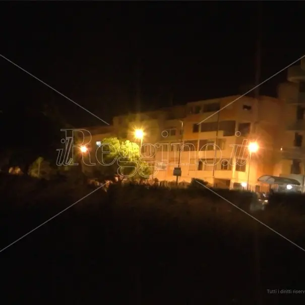 Reggio, ancora avvolto dall’oscurità parte del Rione Marconi … nonostante gli interventi dell’Enel - FOTO e VIDEO