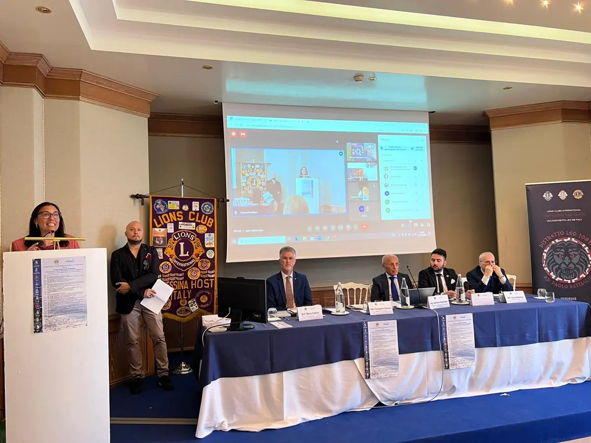 Ponte sullo Stretto, le polemiche stroncano il convegno: a Villa è flop