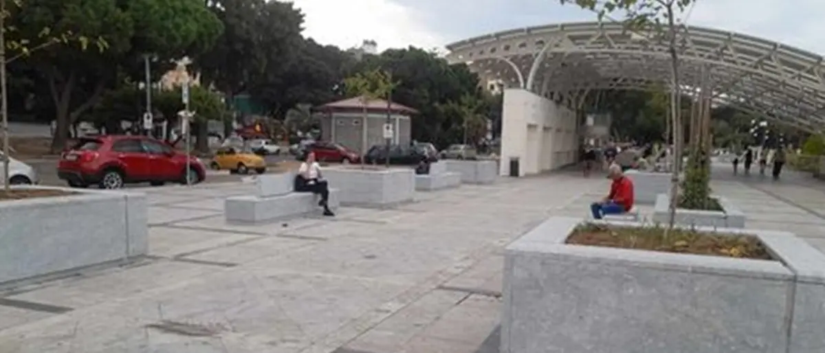 Reggio, nuove fioriere e nuove sedute alla stazione Lido