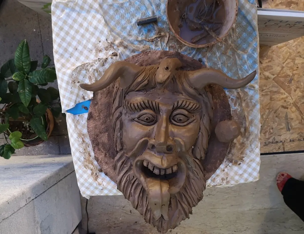 Reggio, ecco le opere del maestro ceramista Rocco Condurso di Seminara