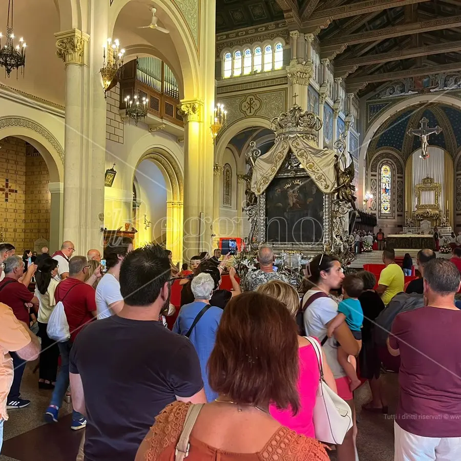 Reggio in attesa del nuovo abbraccio della Madonna della Consolazione