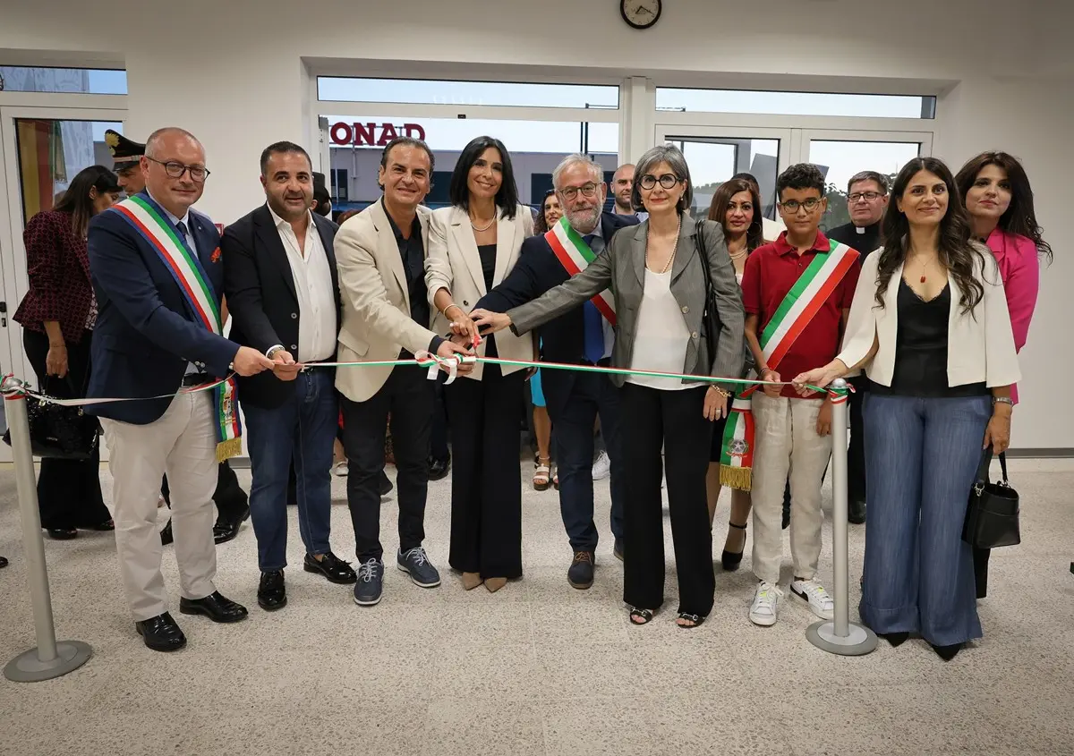 Lazzaro, inaugurati i nuovi locali della scuola \"Jerace\"