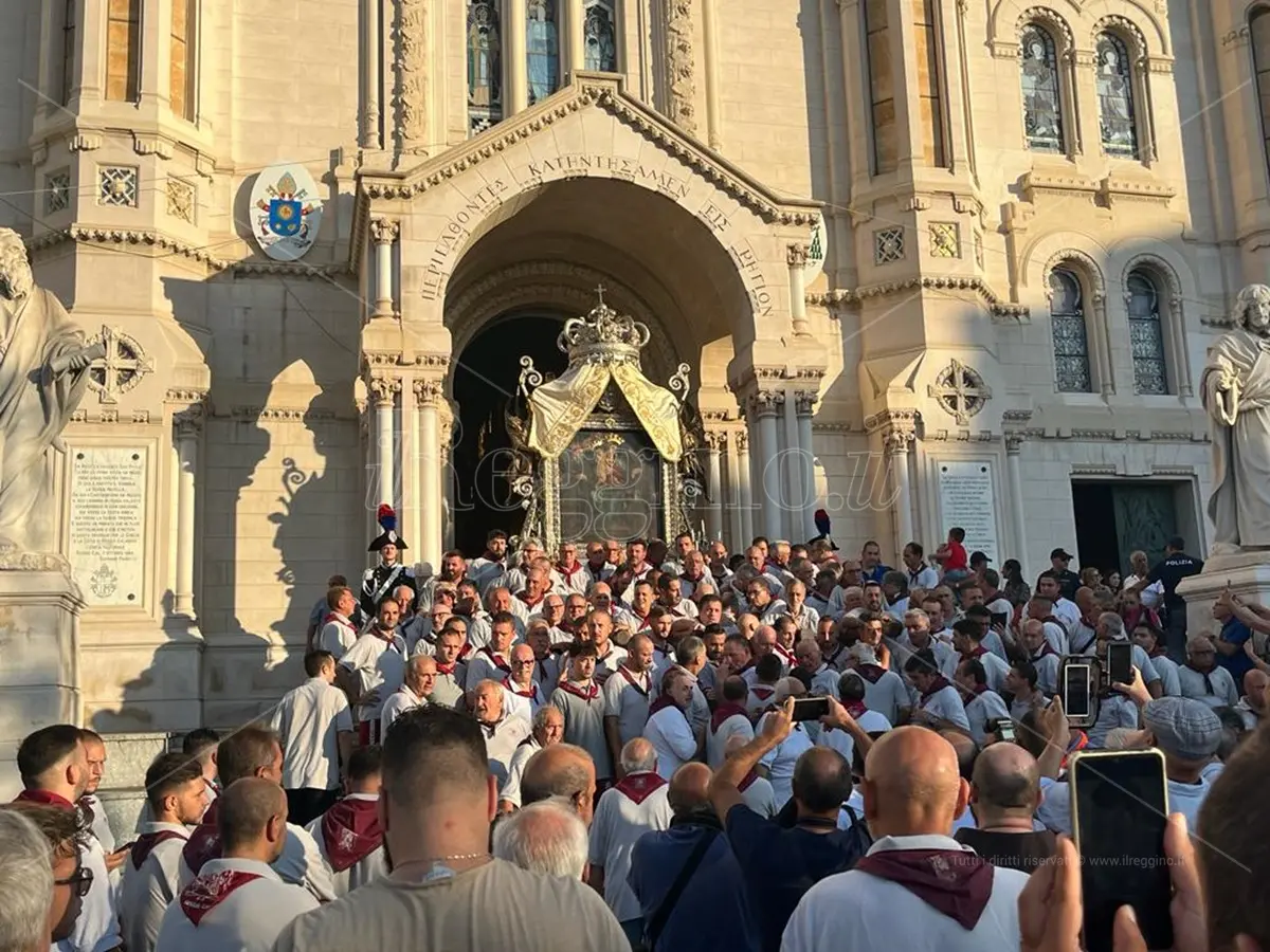 Processioni mariane, il Comune di Reggio dispone il divieto di occupazione suolo pubblico nei giorni 13 e 16 settembre