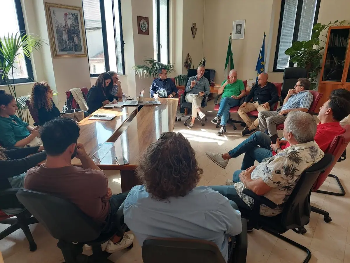 Taurianova, la Giunta incontra la delegazione di San Martino guidata dal parroco