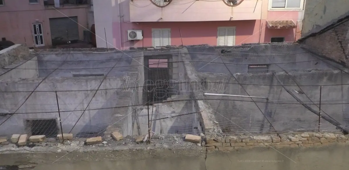 Reggio, Rione G insicuro e degradato: i residenti invocano interventi del Comune e presenza dello Stato - FOTO e VIDEO