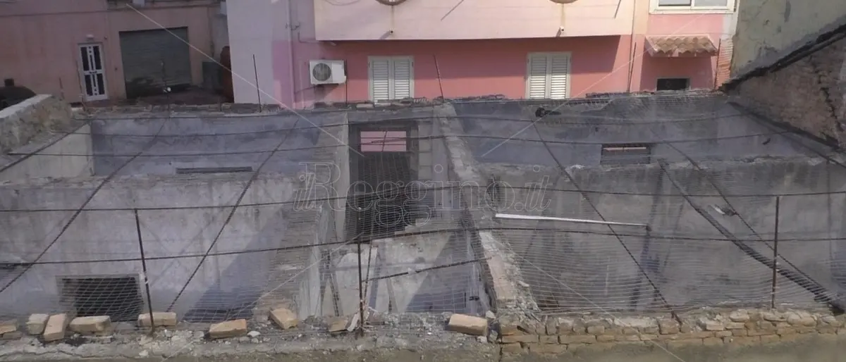 Reggio, Rione G insicuro e degradato: i residenti invocano interventi del Comune e presenza dello Stato - FOTO e VIDEO