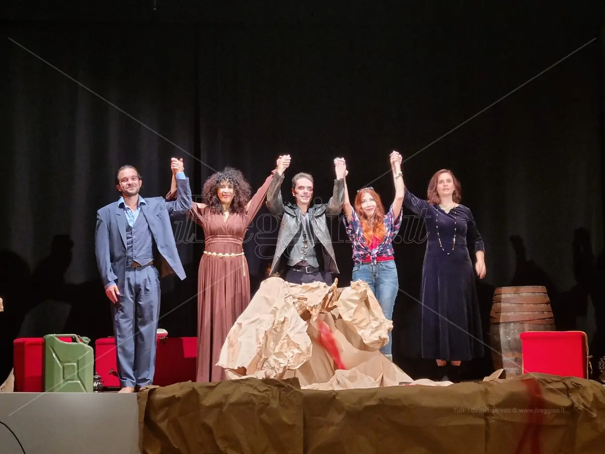 “Ulisse on the road” a Reggio, al cine teatro metropolitano i volti e i racconti delle storie unite dal Fato