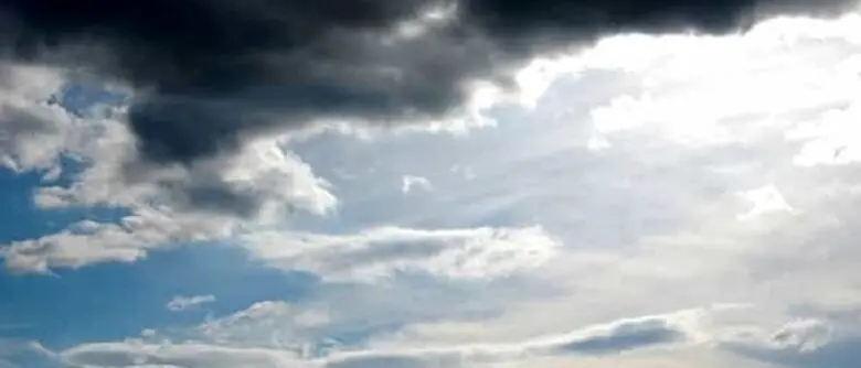 Meteo Reggio Calabria, cieli nuvolosi e possibili rovesci serali\n