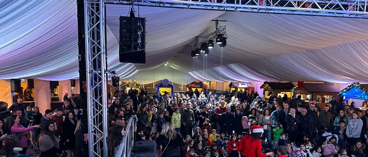 “Locri on ice baby”, un Natale di aggregazione e solidarietà