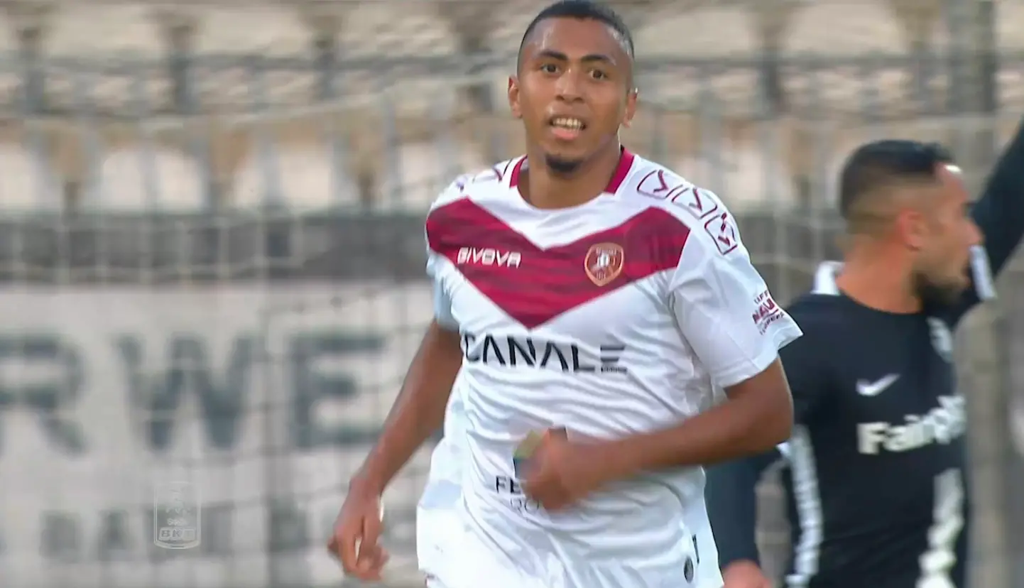 La Reggina chiude l'anno col botto: 1-0 ad Ascoli e aggancio al Frosinone