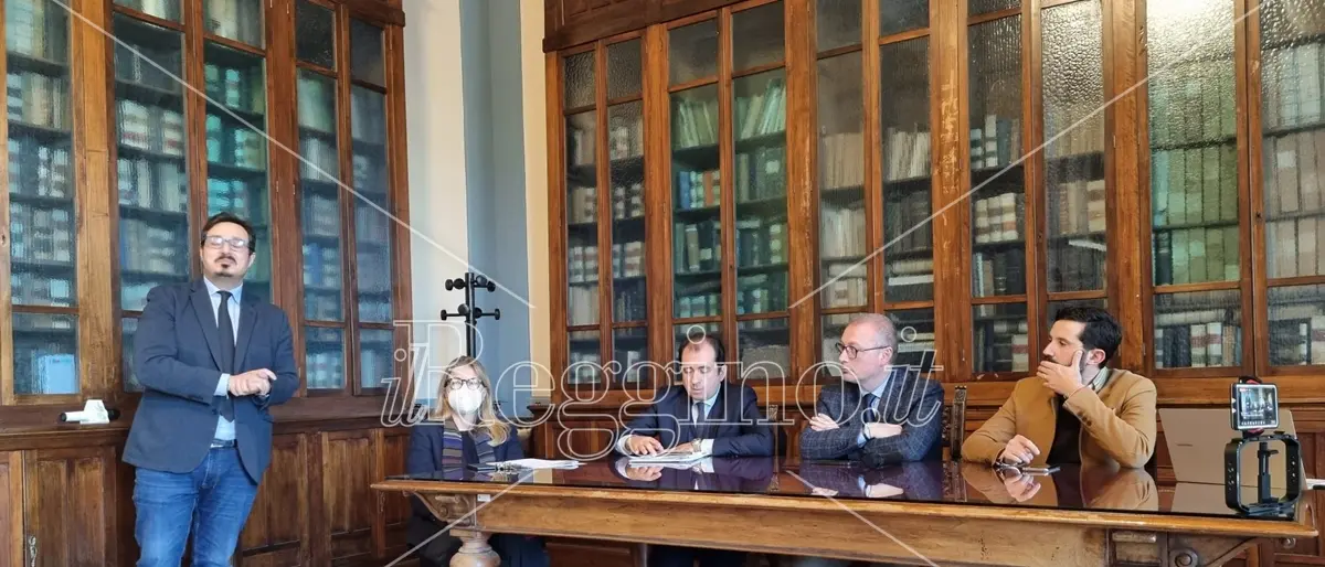 Reggio, la Metrocity lavora al piano fieristico triennale - VIDEO