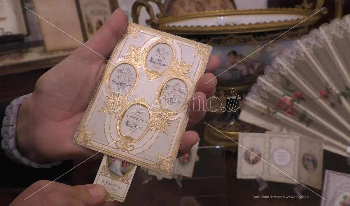 A Reggio il fascino dei biglietti augurali natalizi di epoca vittoriana - FOTO e VIDEO