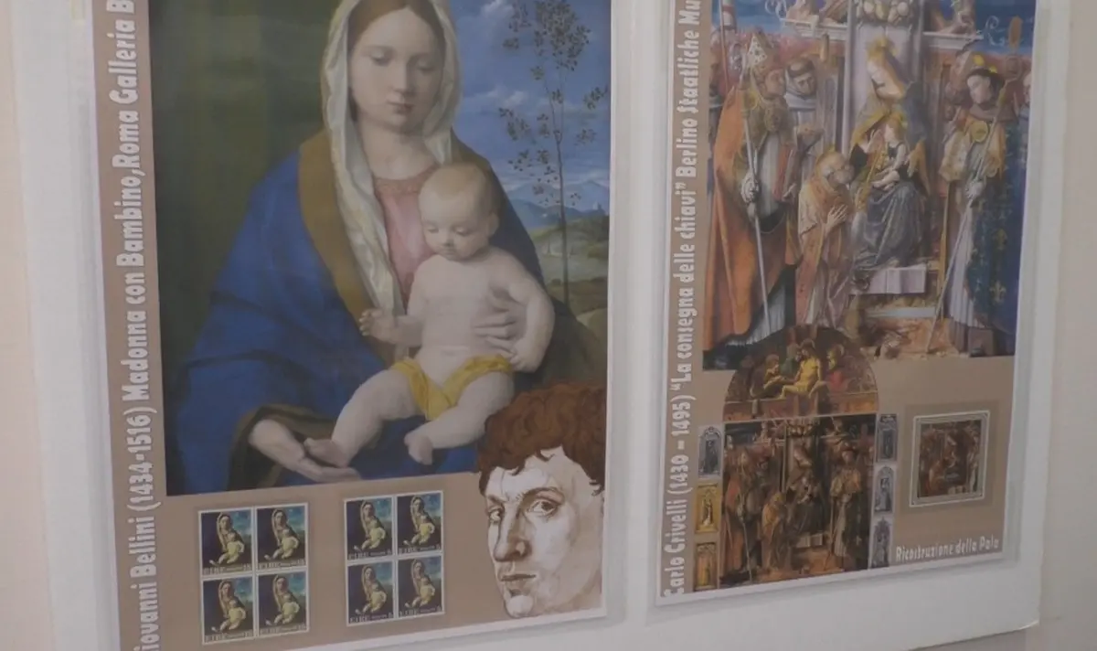 Reggio, “Il Natale nell’arte figurativa”: la mostra filatelica e libraia - FOTO E VIDEO