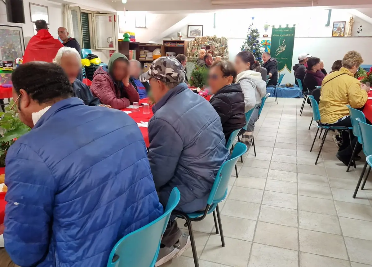Reggio, pranzo di Natale alla “Casa della Solidarietà” di Catona - FOTO