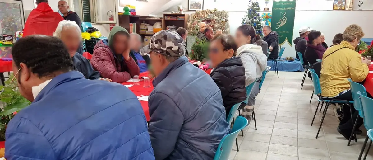 Reggio, pranzo di Natale alla “Casa della Solidarietà” di Catona - FOTO