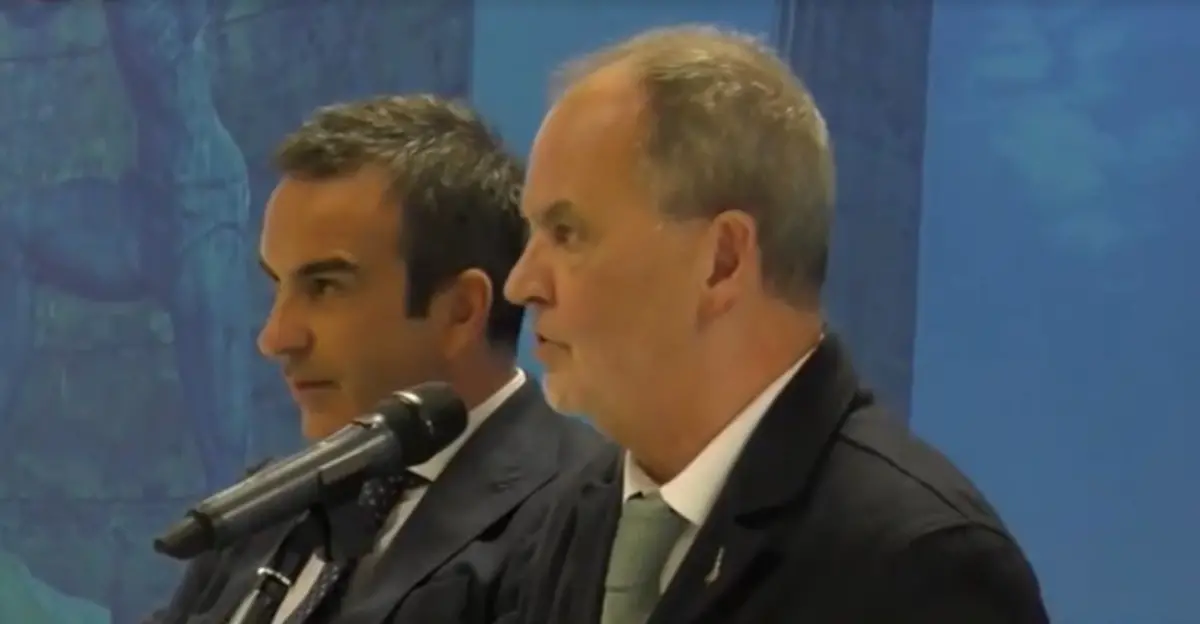 Autonomia differenziata, il ministro Calderoli a Vibo per difendere la \"sua\" riforma