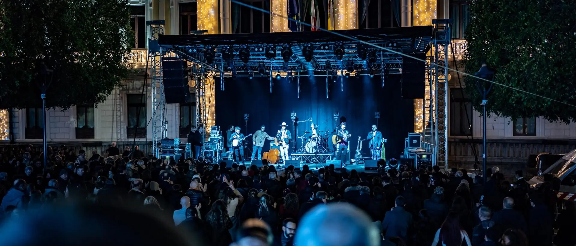 Festività natalizie, Versace e Quartuccio: «La città aveva bisogno di tornare in piazza per la buona musica»