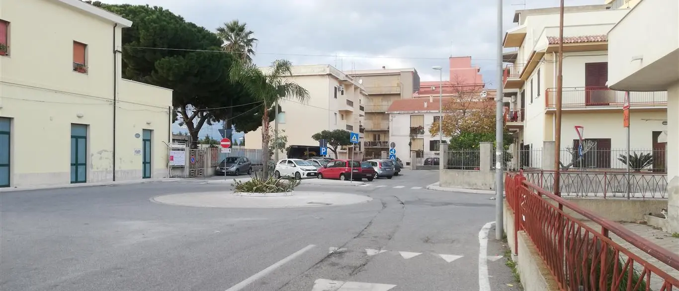 Lazzaro, l’Ancadic chiede all’Asp di aumentare il numero delle ambulanze