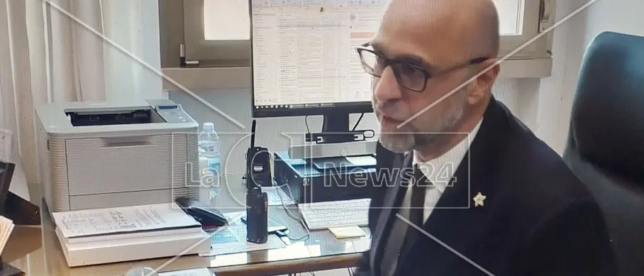 Nave incagliata, Gioia Tauro meglio di Suez. Il comandante Zagarola: «Grande prontezza»