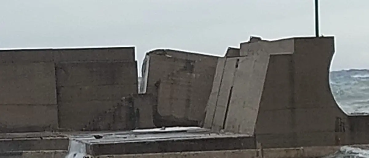 Bagnara, dopo il crollo del muro al porto l'amministrazione conferma: «A breve i lavori»
