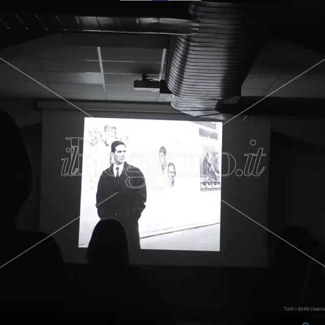 La Profezia di Pasolini: «Sbarcheranno a Crotone e a Palmi, a milioni e con il germe della Storia Antica»