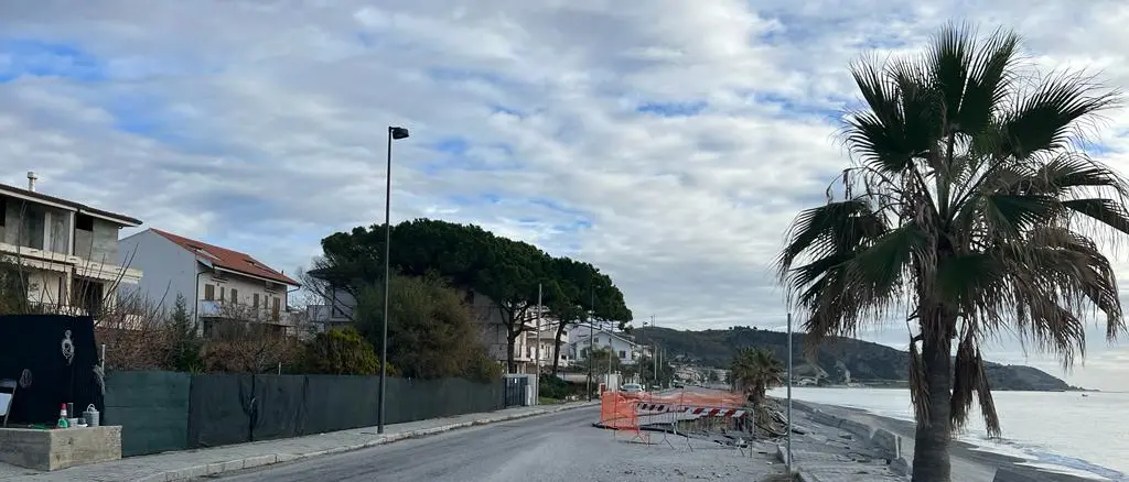 Bova Marina, danni sul lungomare: chiesto l’intervento della Regione