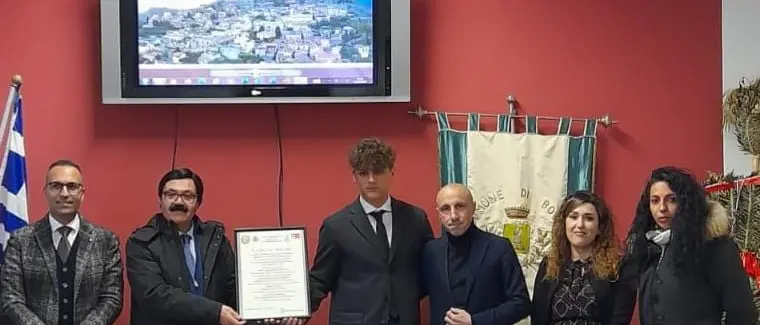 Bova, il giovane Samuel Malara vincitore del contest fotografico della Metrocity