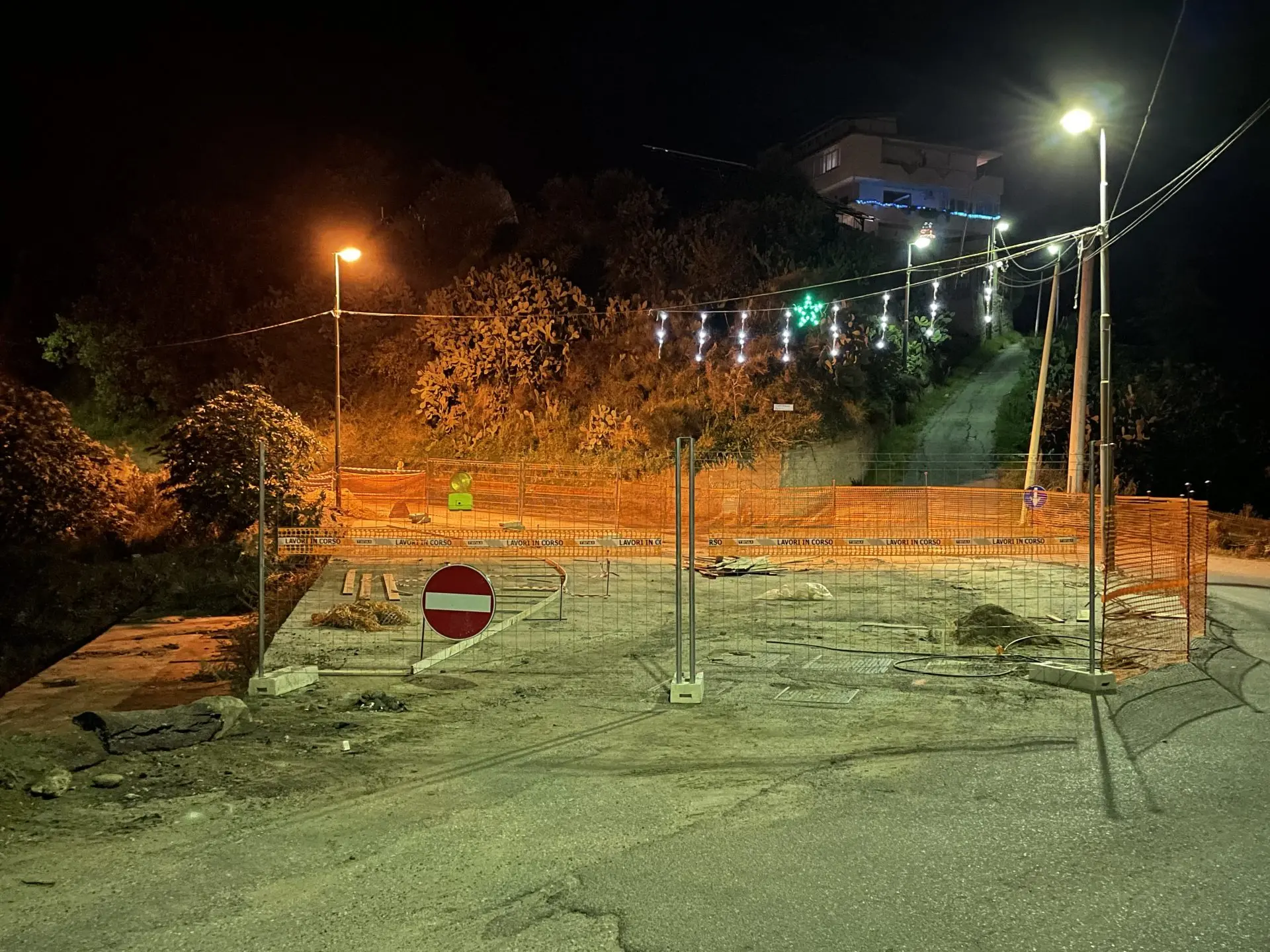 Il comitato di Mosorrofa promuove raccolta fondi per illuminare il quartiere