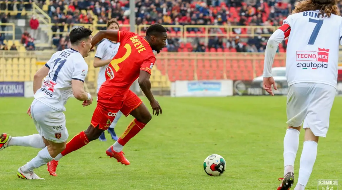 Calciomercato: la Reggina stringe su Bayeye, Tutino verso Palermo