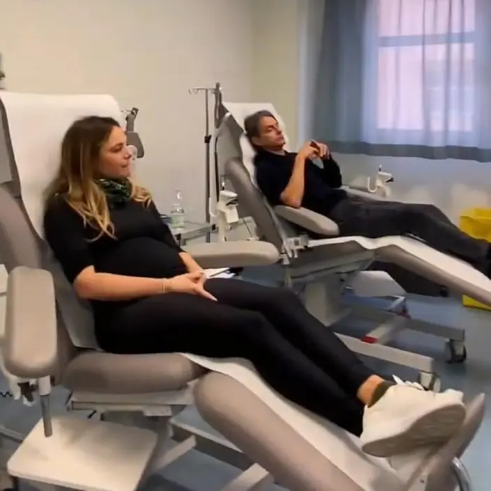 Pippo Inzaghi e la compagna donano il sangue al Gom di Reggio: «Fate un gesto d’amore»