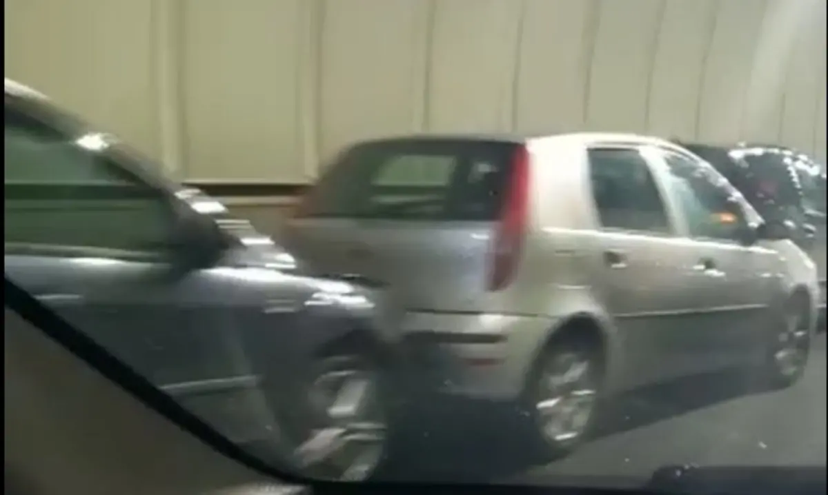 Reggio, maxi tamponamento in autostrada: lunghe file e traffico in tilt