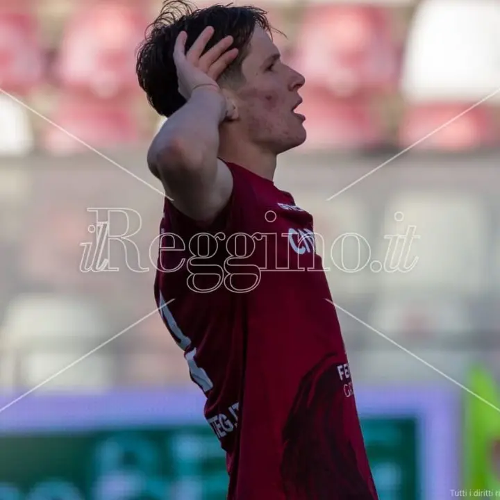 Reggina, Fabbian: «Imparo tanto da Inzaghi. Futuro? Vedo solo amaranto»