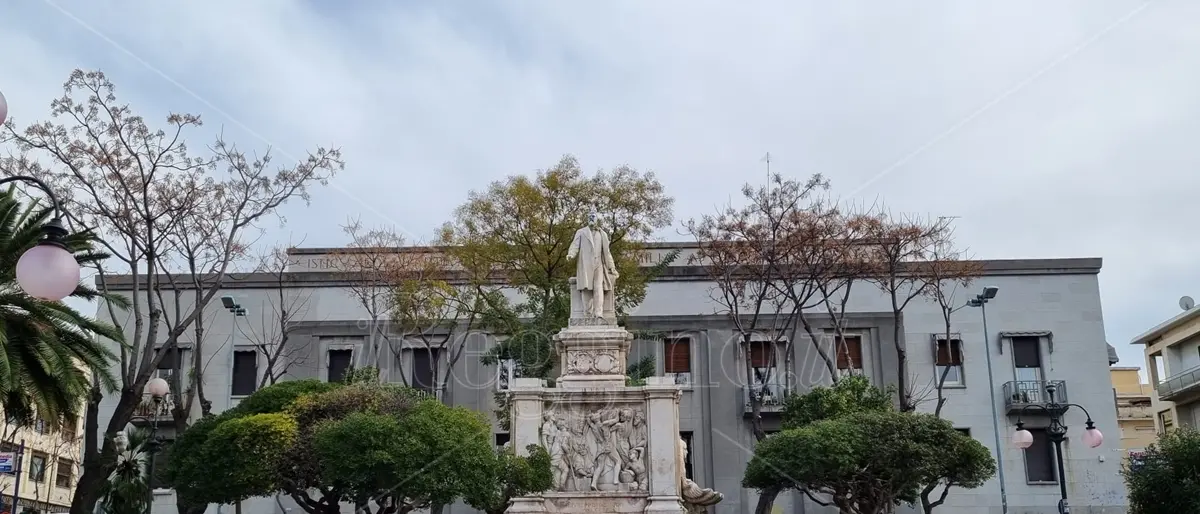 Piazza De Nava a Reggio, il Comitato chiede un'assemblea civica