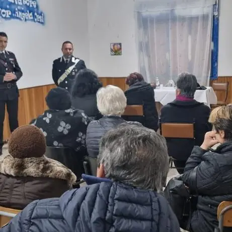 Contrasto alle truffe, i carabinieri di Cataforio incontrano gli anziani