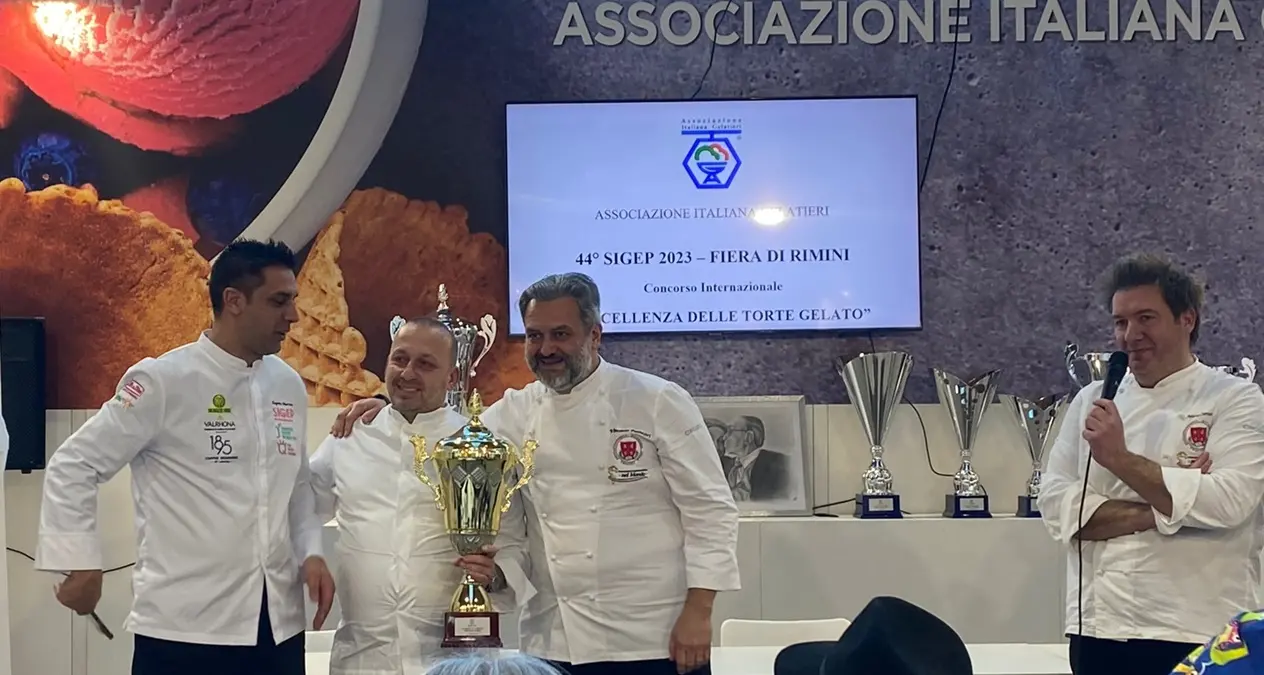 La torta gelato più buona del mondo è del reggino Carmelo Caratozzolo