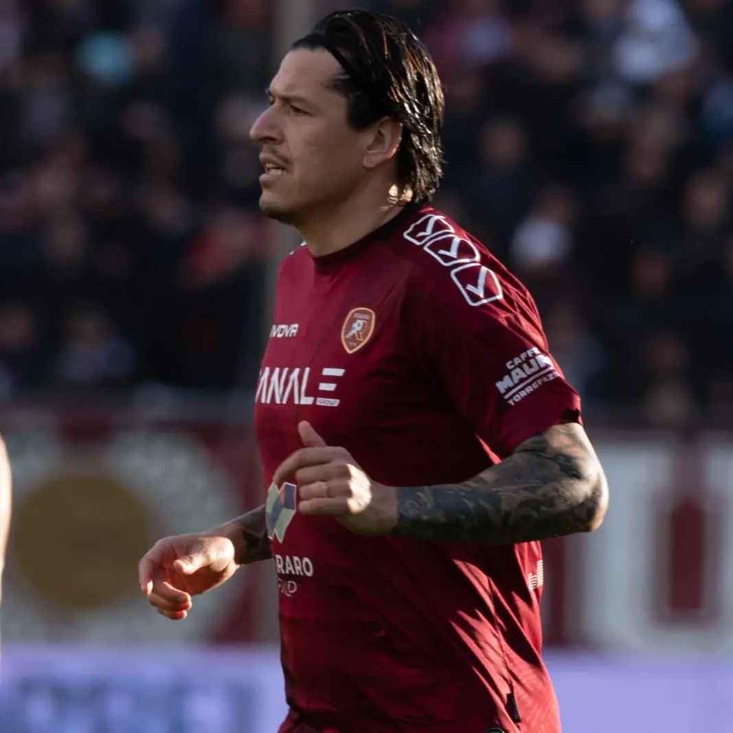 Reggina, saluta Santander: fatta col Club Guaranì, torna in patria