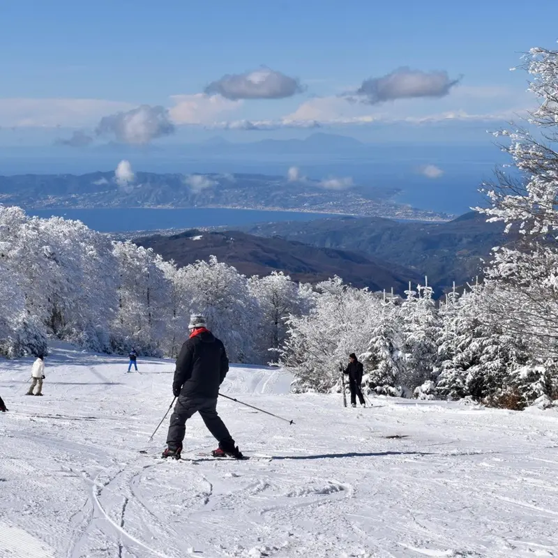 Gambarie, finalmente si scia: trovato l'accordo per la riapertura degli impianti