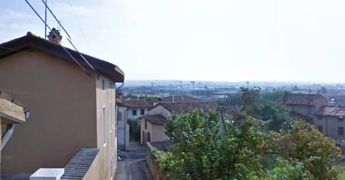 Omicidio nel Bresciano, uomo ucciso a coltellate dalla moglie