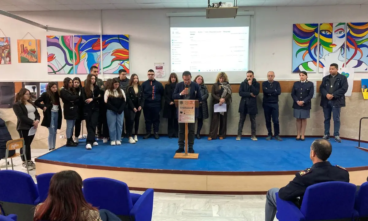 Bovalino, studenti e associazioni a sostegno delle donne afghane e iraniane