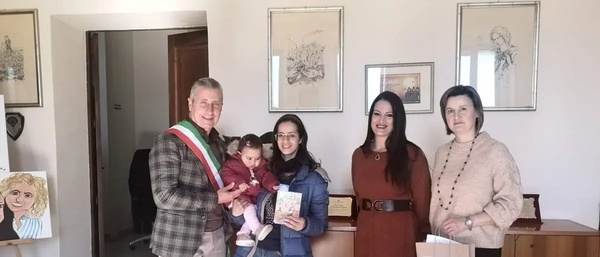 Taurianova, al via il progetto \"Nati per la cultura\": consegnati i primi \"passaporti culturali\" ai nuovi nati