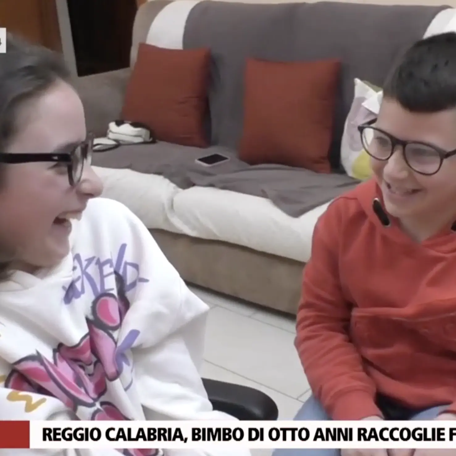 Reggio, bimbo di 8 anni raccoglie fondi per le terapie di due fratelli disabili