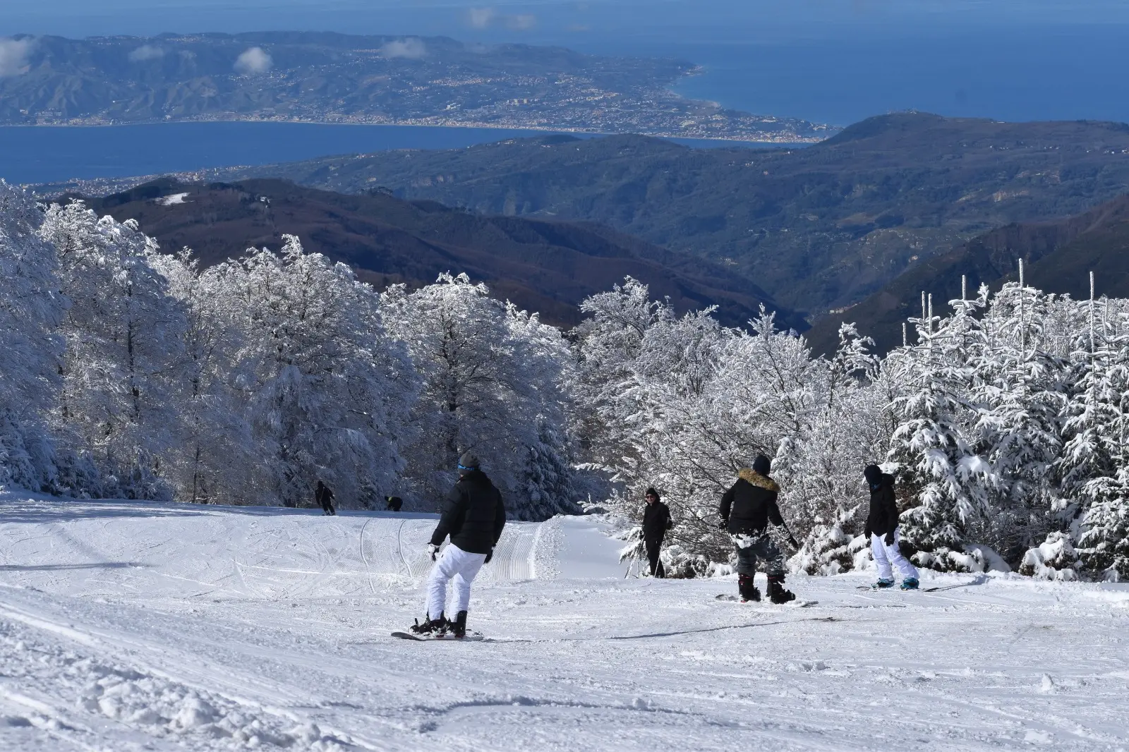 Gambarie, nuovo weekend di divertimento sulle piste Azzurra, Telese e Martino