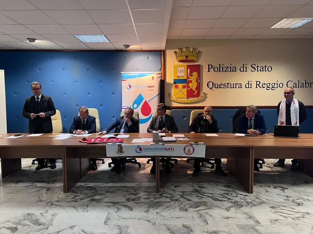 Reggio Calabria, DonatoriNati e forze dell'ordine insieme per contrastare l'emergenza sangue