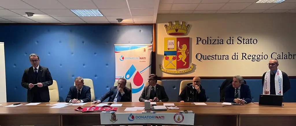 Reggio Calabria, DonatoriNati e forze dell'ordine insieme per contrastare l'emergenza sangue