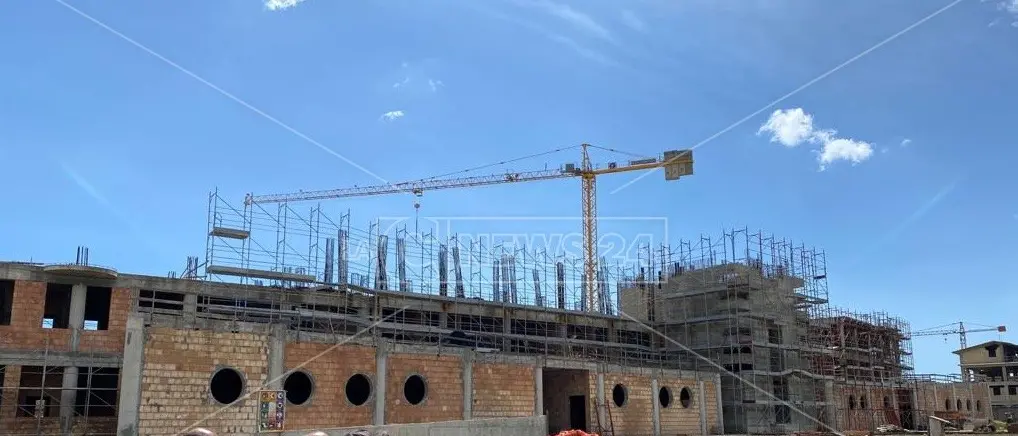Locri, di nuovo fermo il cantiere del nuovo tribunale